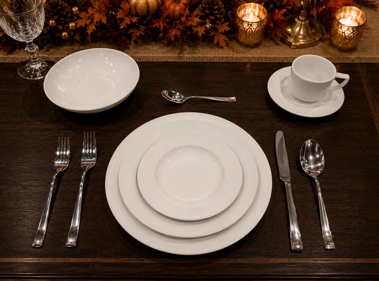 Raio home set, fall table setting